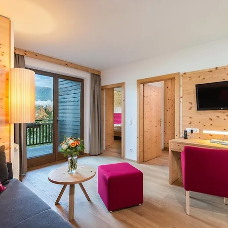 Hotel Kreuzwirt Weissensee