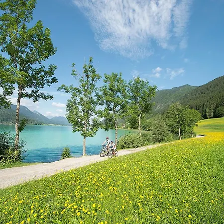 Hotel Kreuzwirt Weissensee